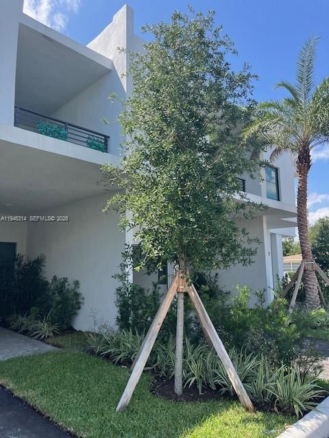 Hollytown Village - Residential