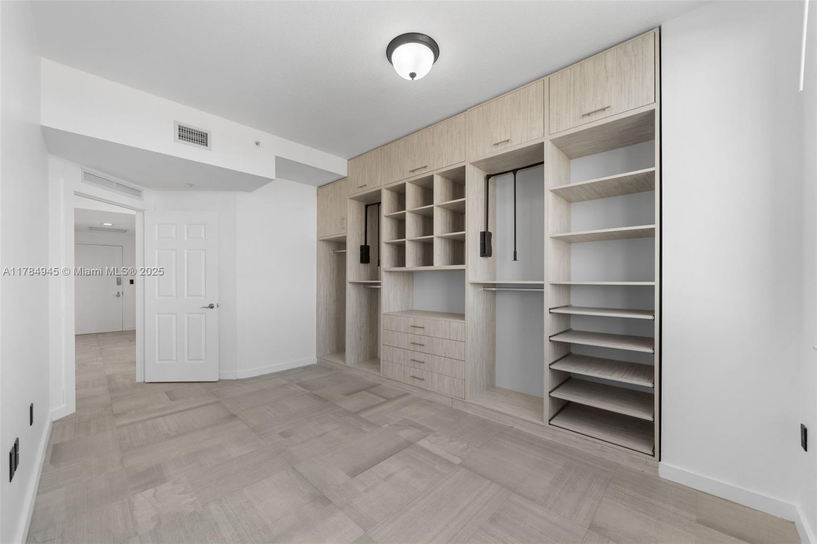 DUO CONDOMINIUM WEST - Residential Lease