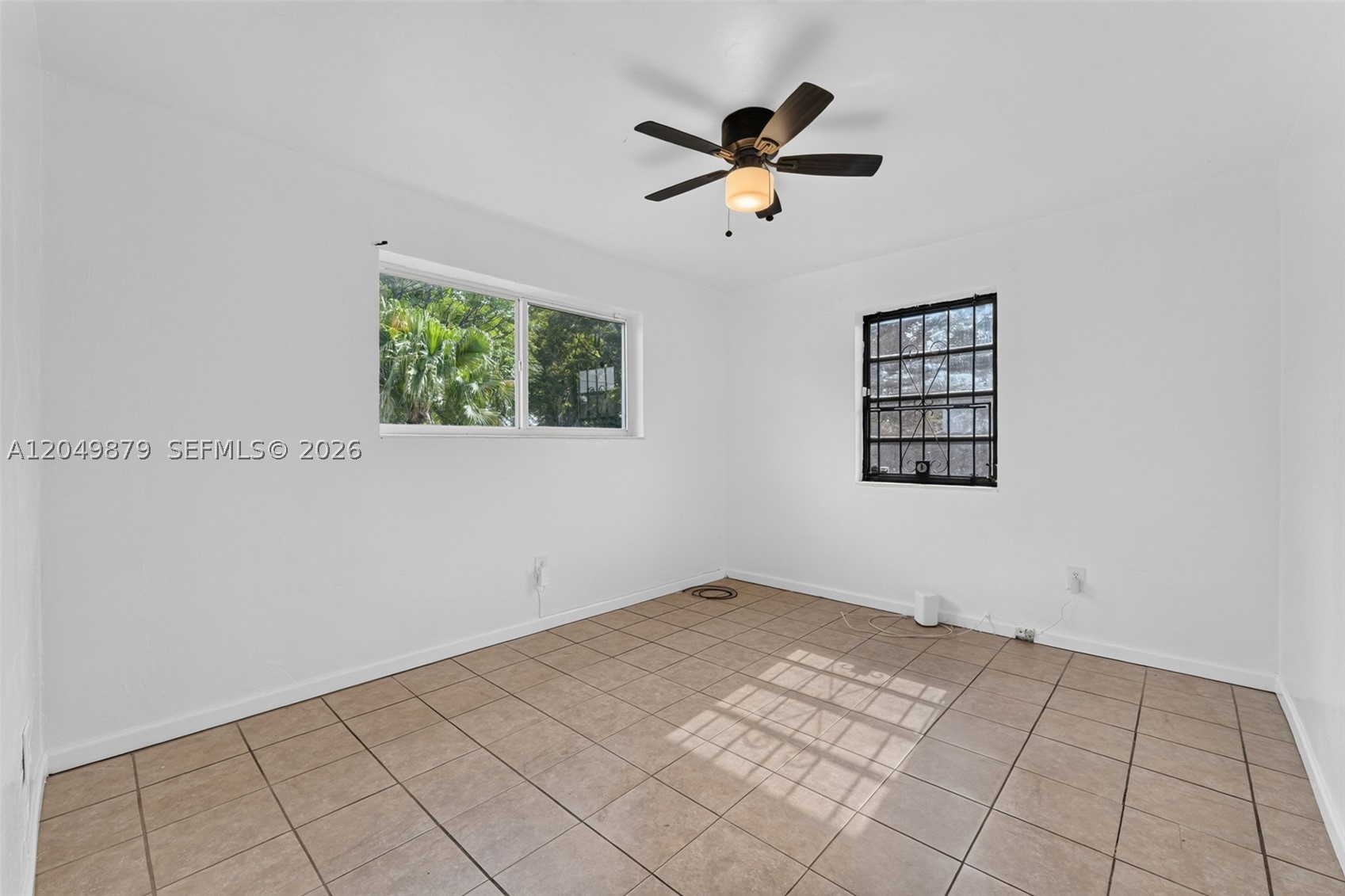 LONG ESTATES - Residential Lease