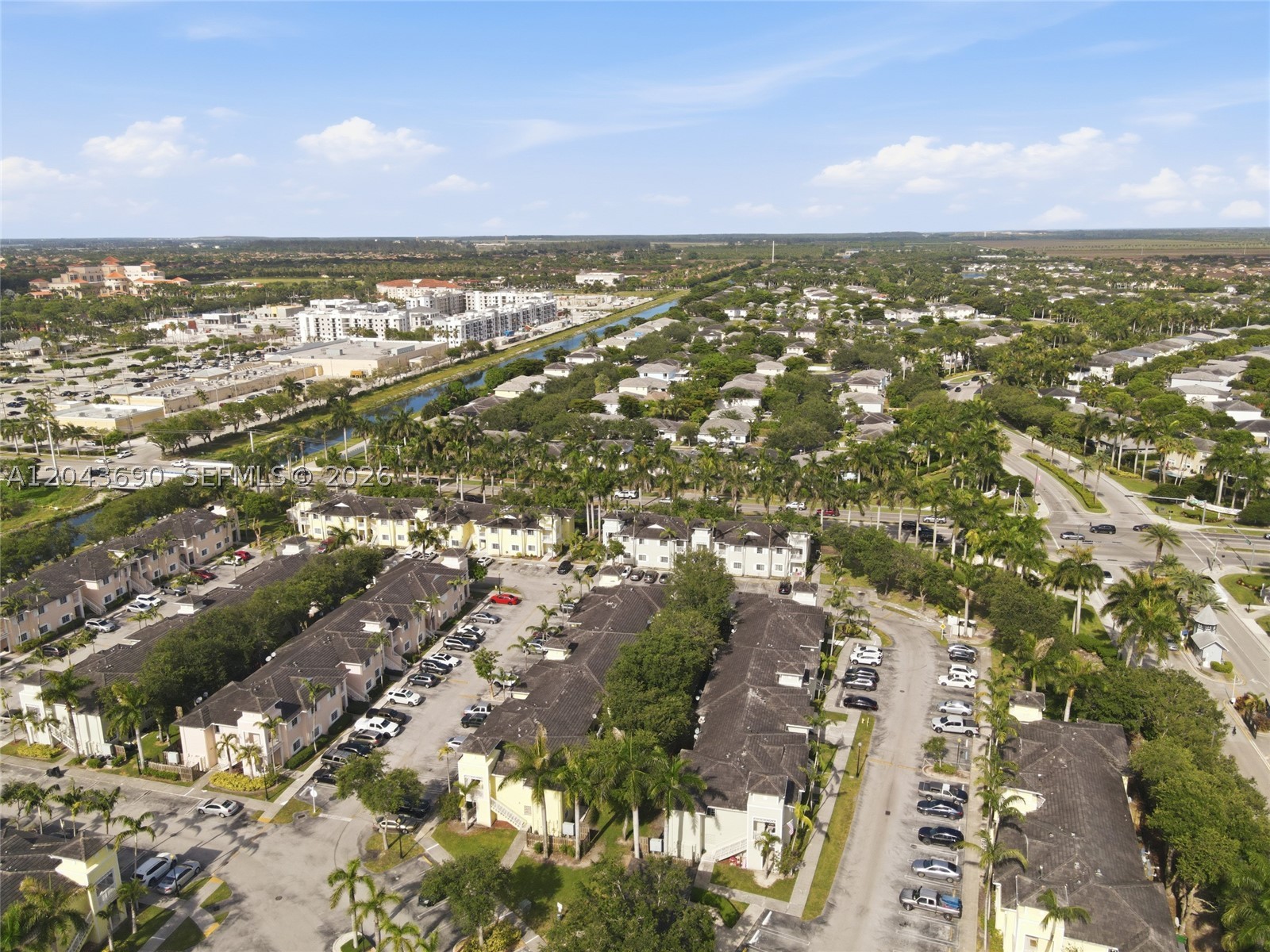 CARIBBEAN ISLES VILLAS CO - Residential