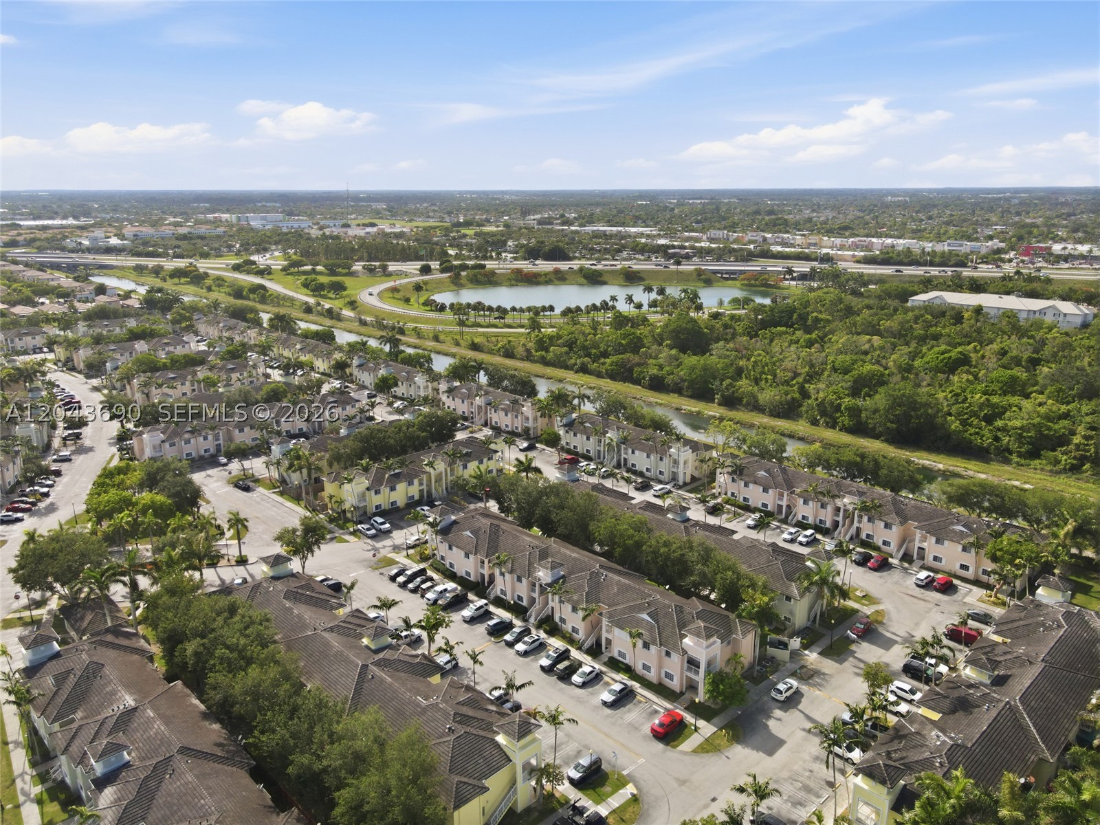 CARIBBEAN ISLES VILLAS CO - Residential