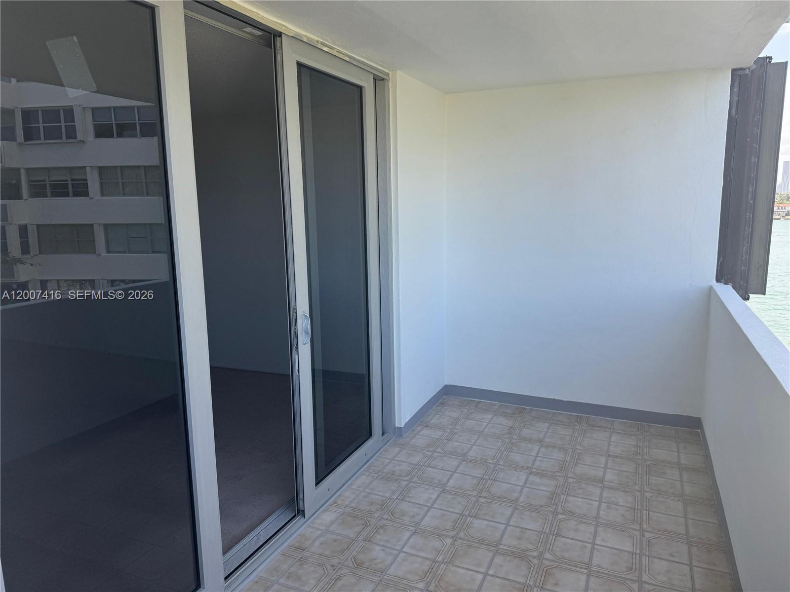 ISLAND TERRACE CONDO - Residential