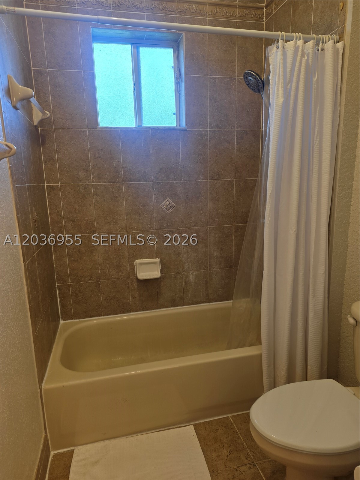 CATALINA PLACE - Residential
