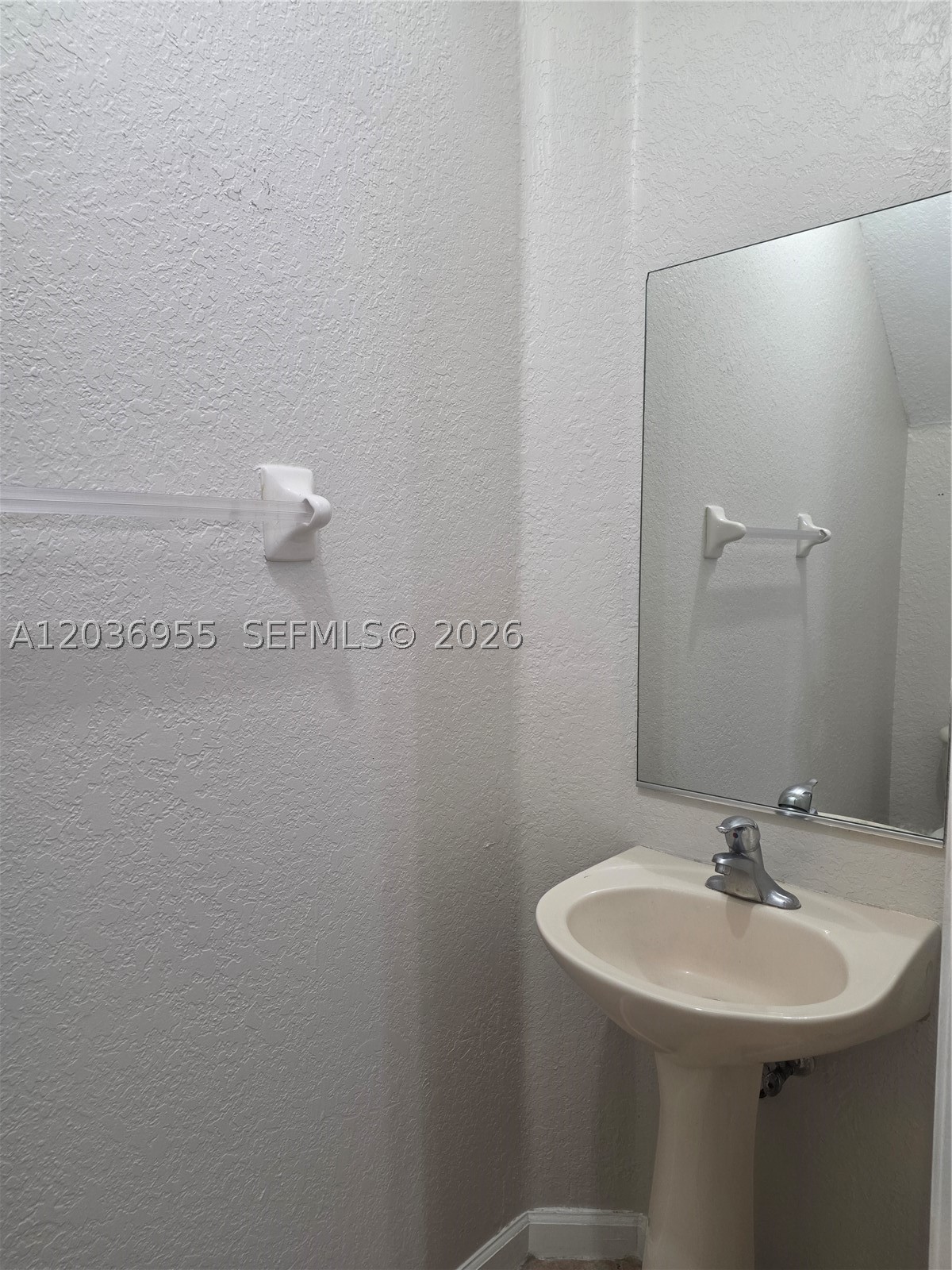 CATALINA PLACE - Residential
