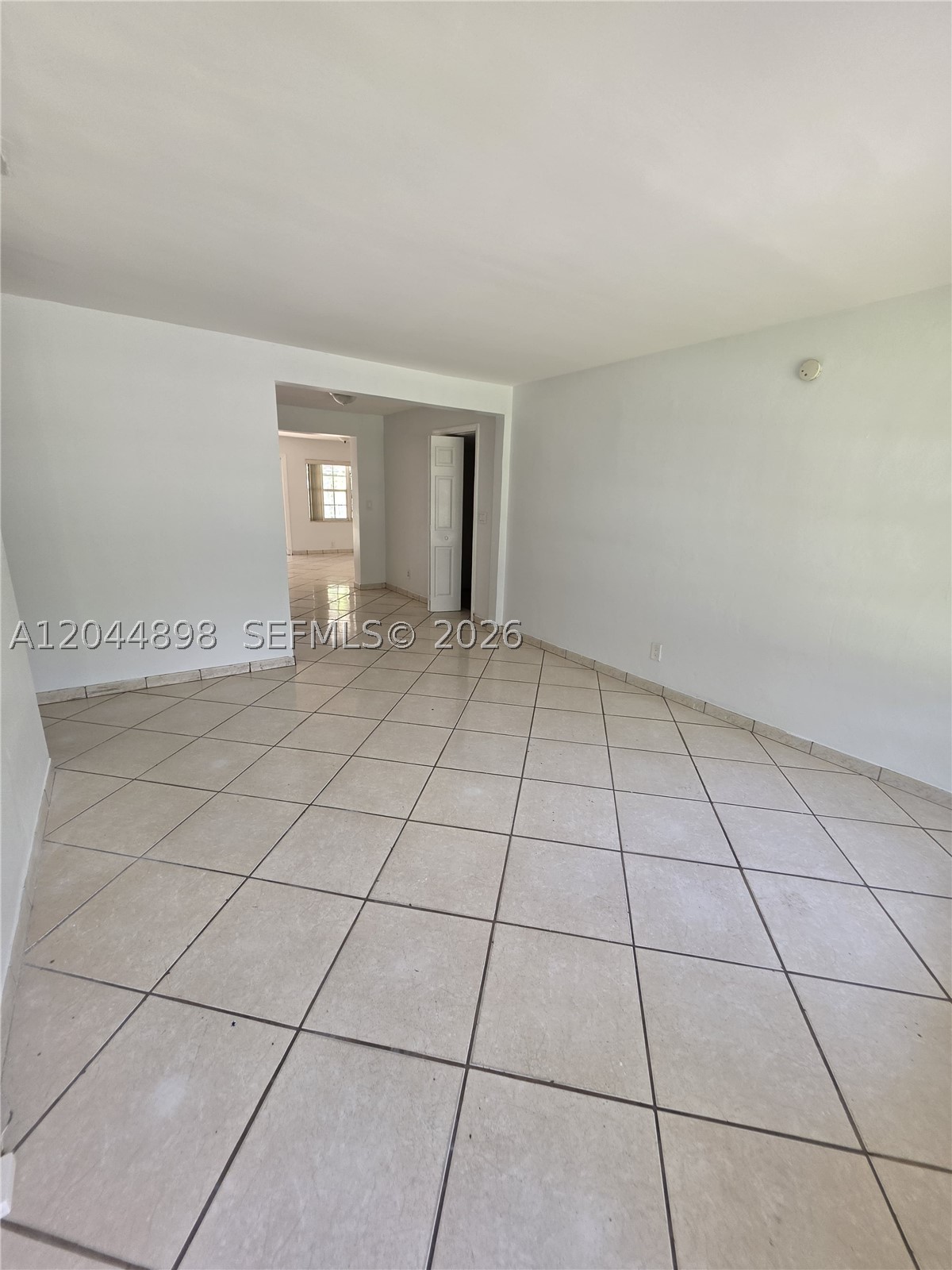 PLAYLAND ESTATES SEC 2 - Residential Lease