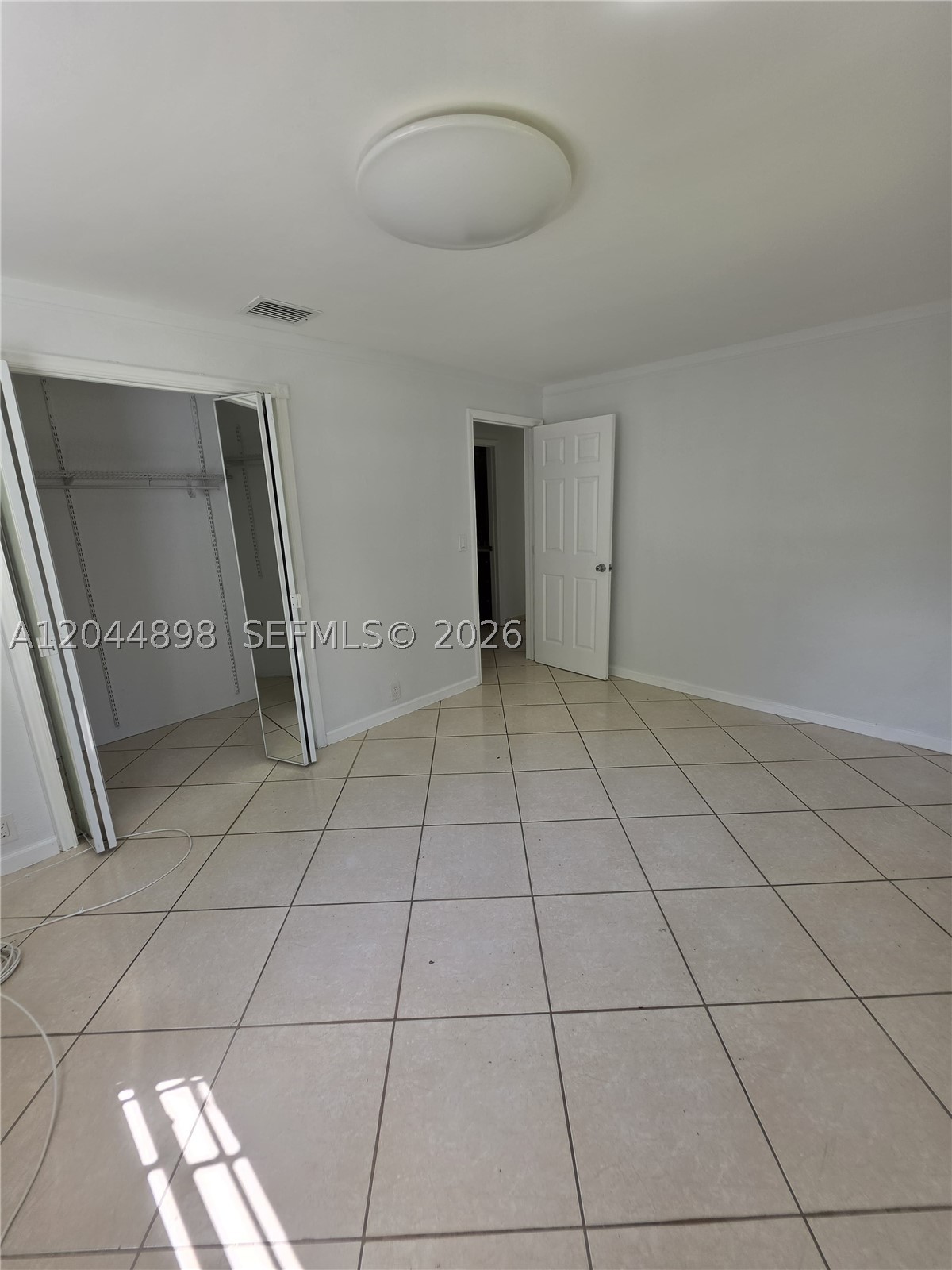 PLAYLAND ESTATES SEC 2 - Residential Lease