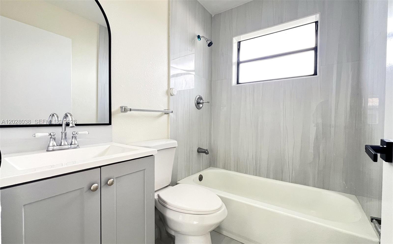 HOLLYWOOD BEACH GARDENS - Residential Lease