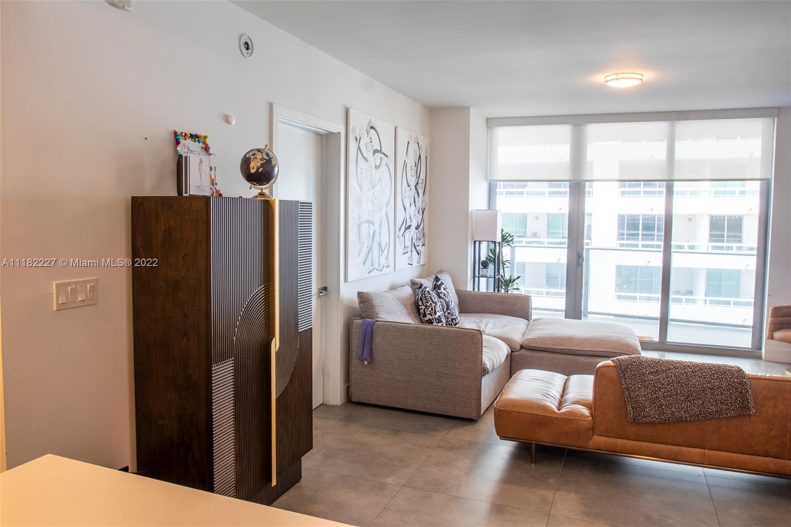 ARIA ON THE BAY CONDO - Residential