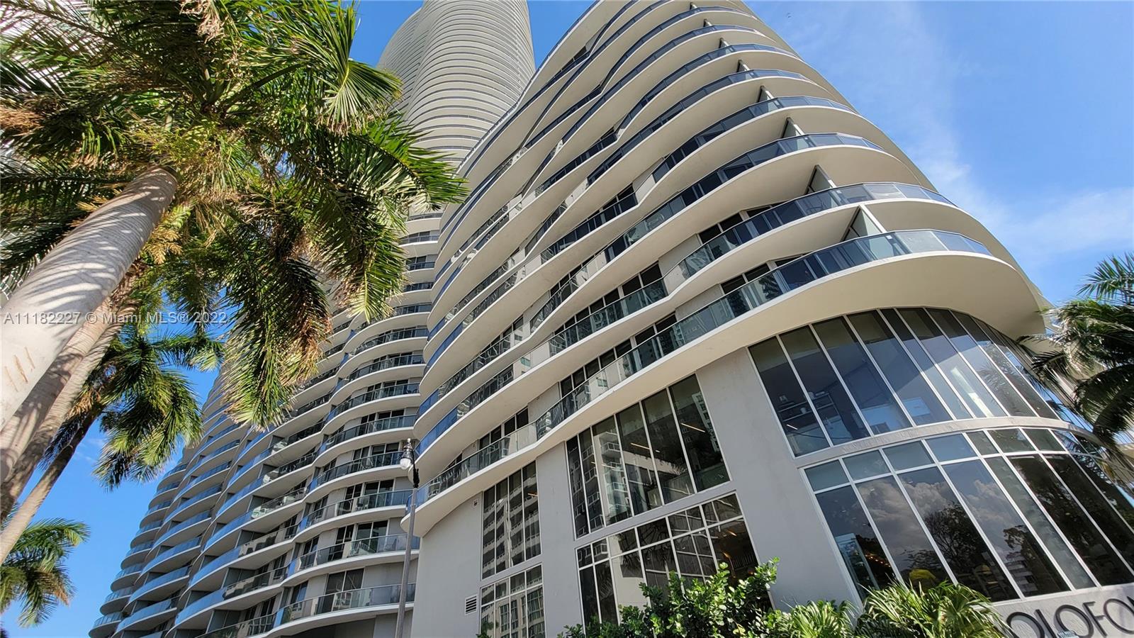 ARIA ON THE BAY CONDO - Residential