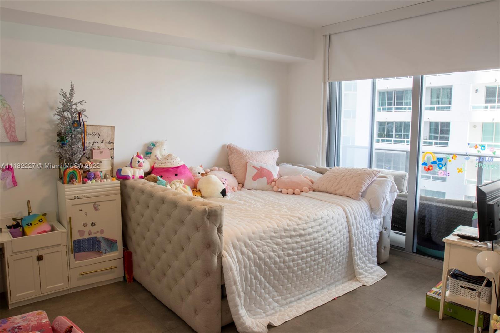 ARIA ON THE BAY CONDO - Residential