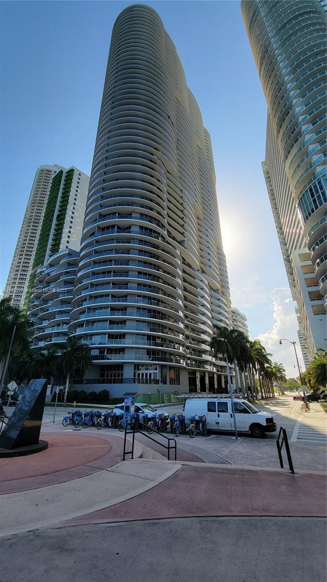 ARIA ON THE BAY CONDO - Residential