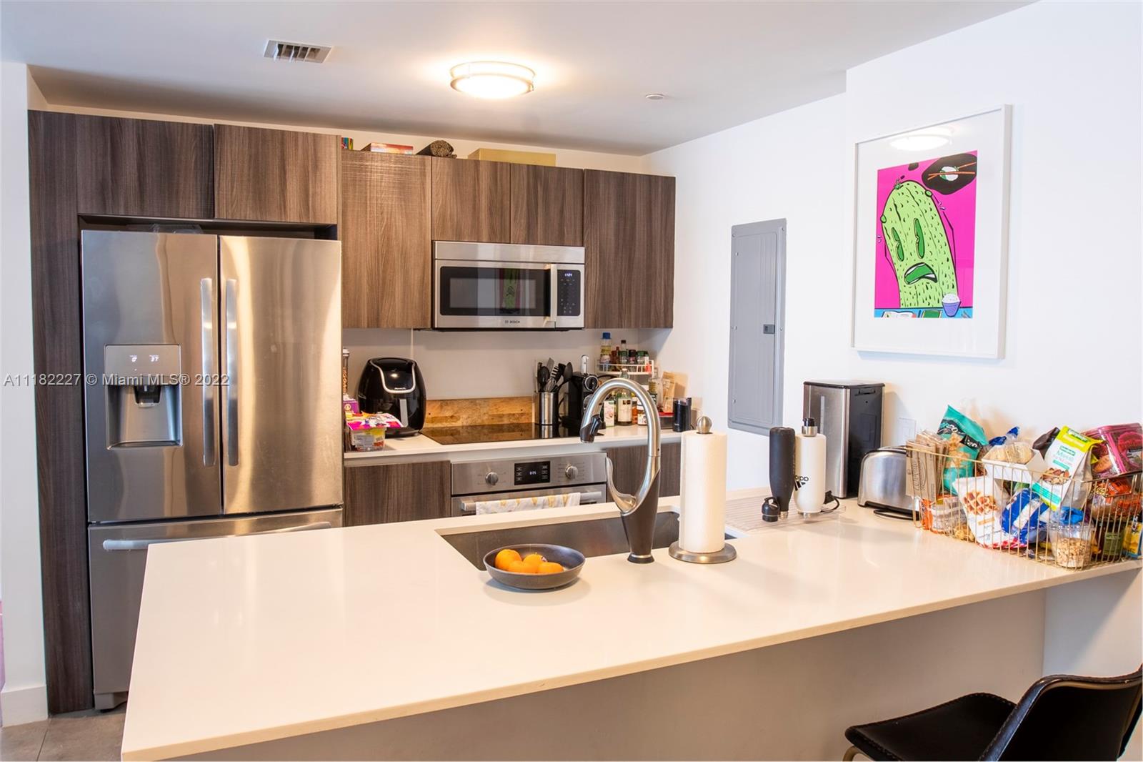 ARIA ON THE BAY CONDO - Residential