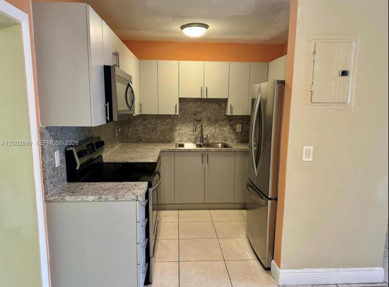 MIRAMAR - Residential Lease