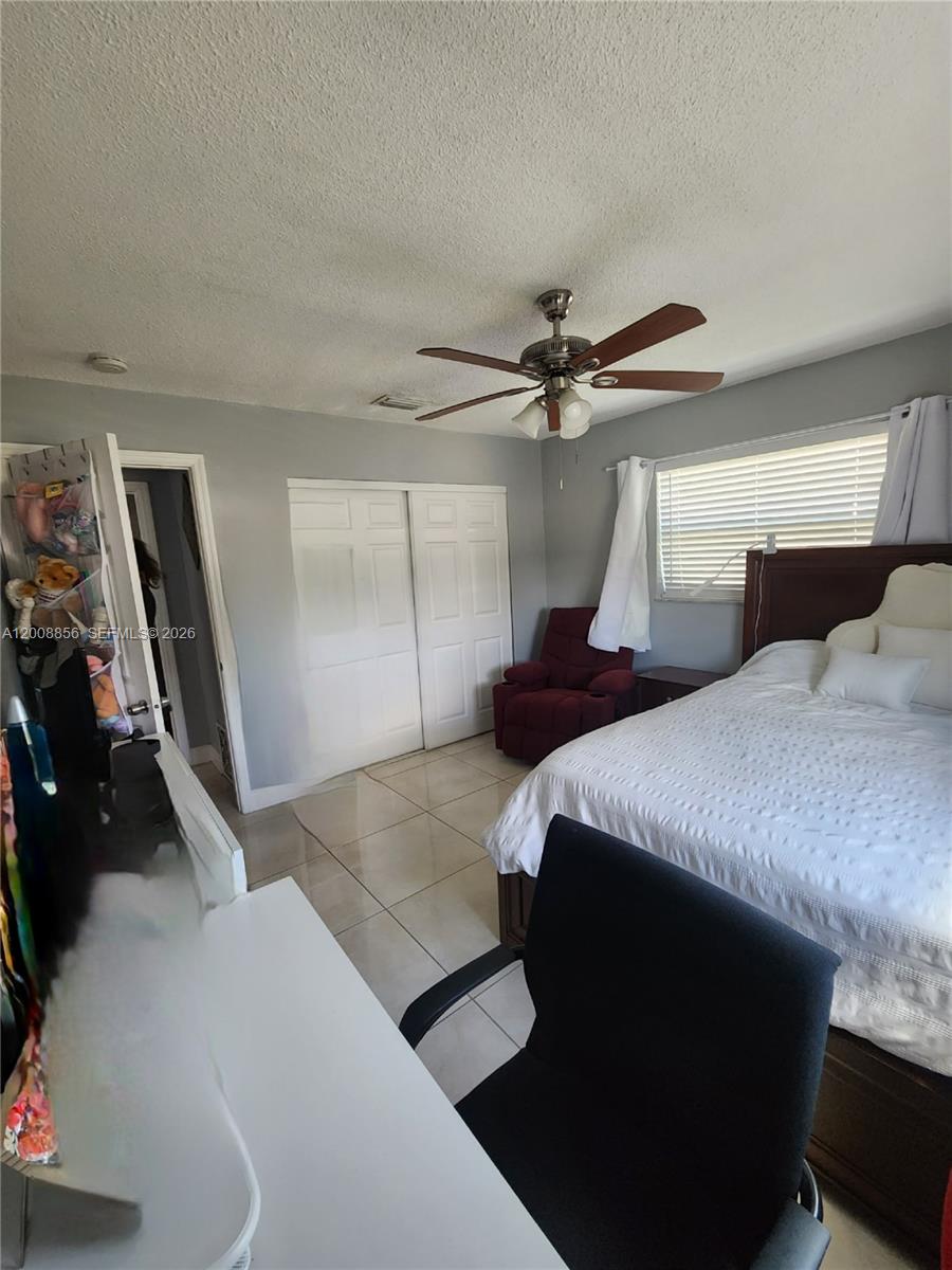 LAUDERDALE LAKES NORTHGAT - Residential