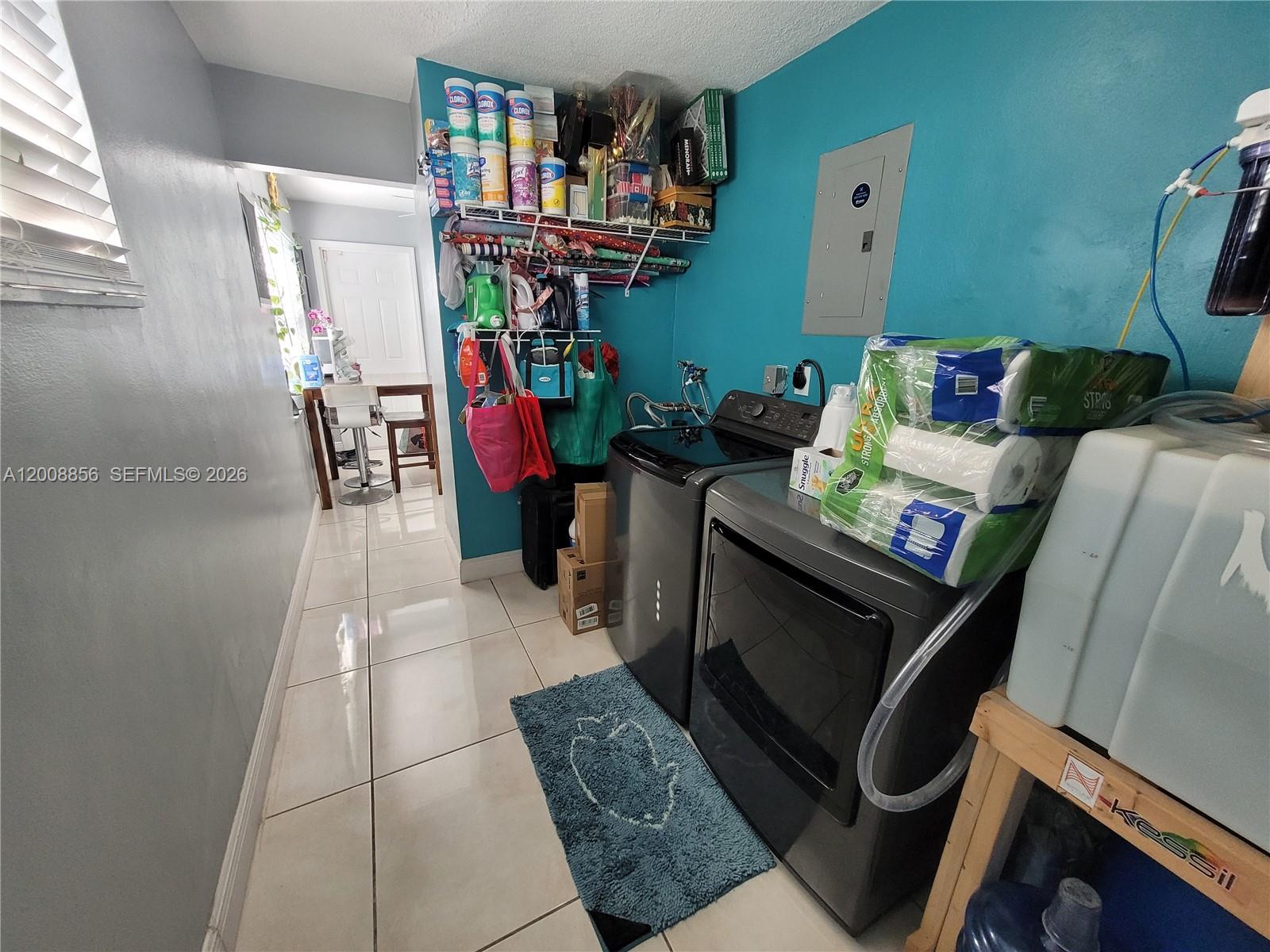 LAUDERDALE LAKES NORTHGAT - Residential