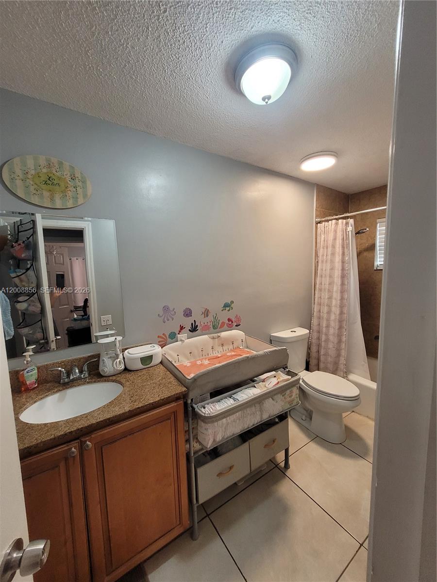LAUDERDALE LAKES NORTHGAT - Residential