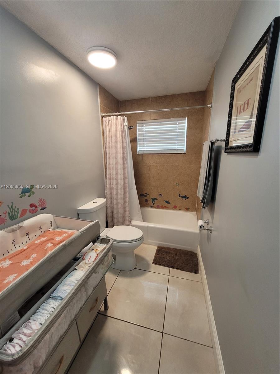 LAUDERDALE LAKES NORTHGAT - Residential