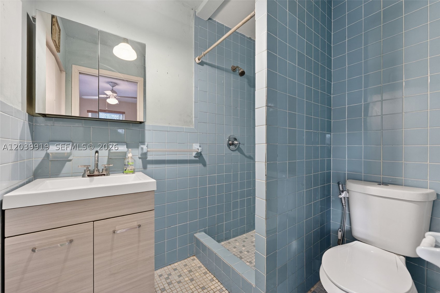 DOUGLAS 7TH COMML CENTER - Residential