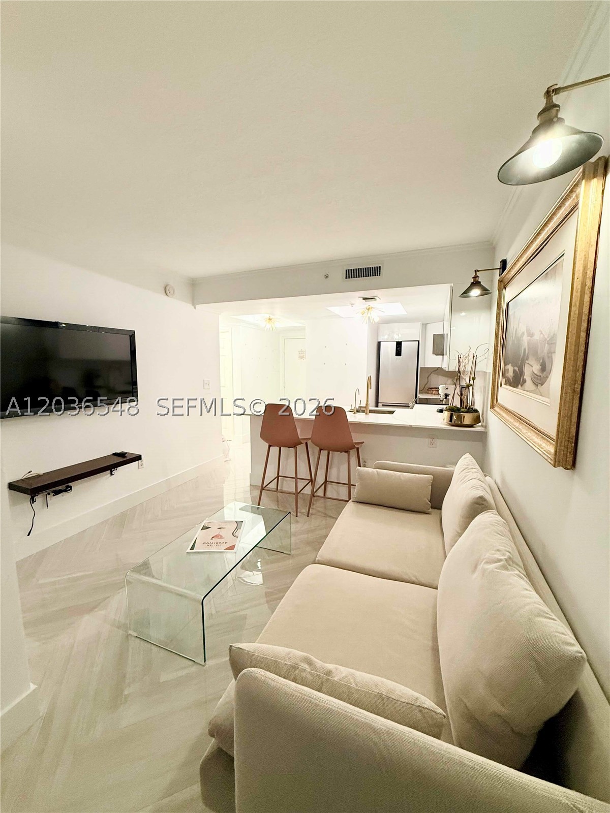 THE MUTINY CONDO - Residential Lease