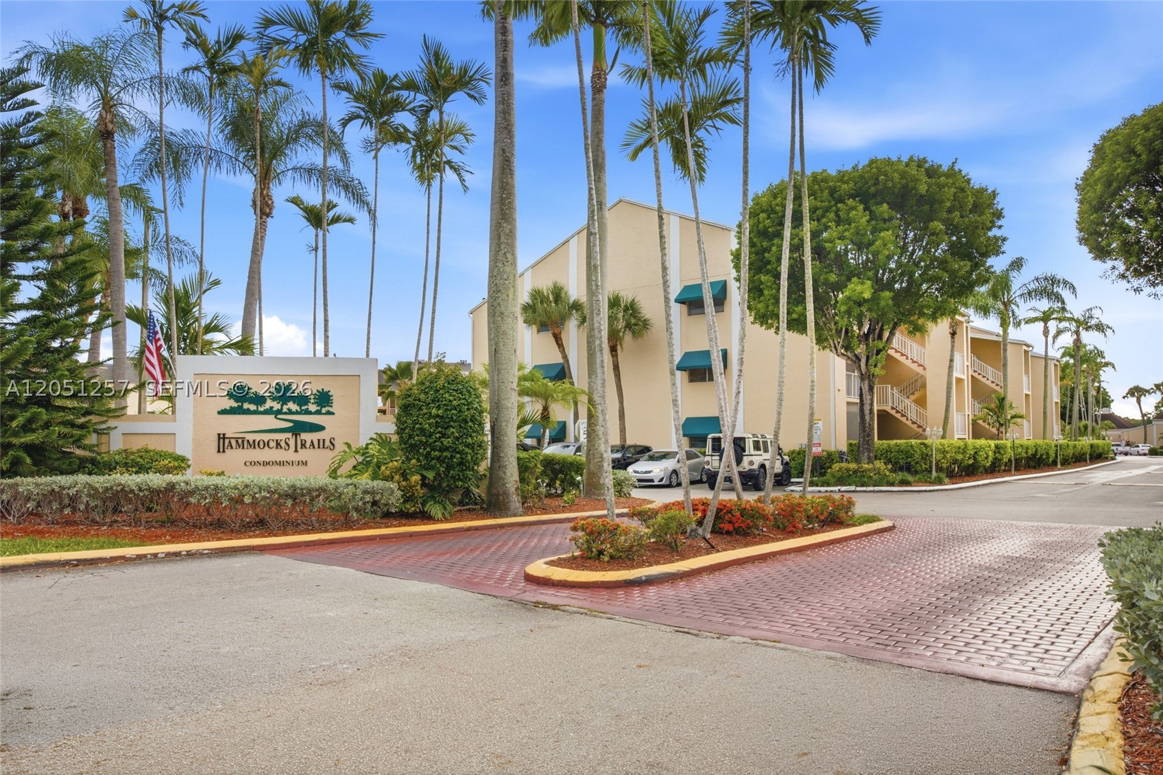 HAMMOCKS TRAILS CONDO - Residential Lease