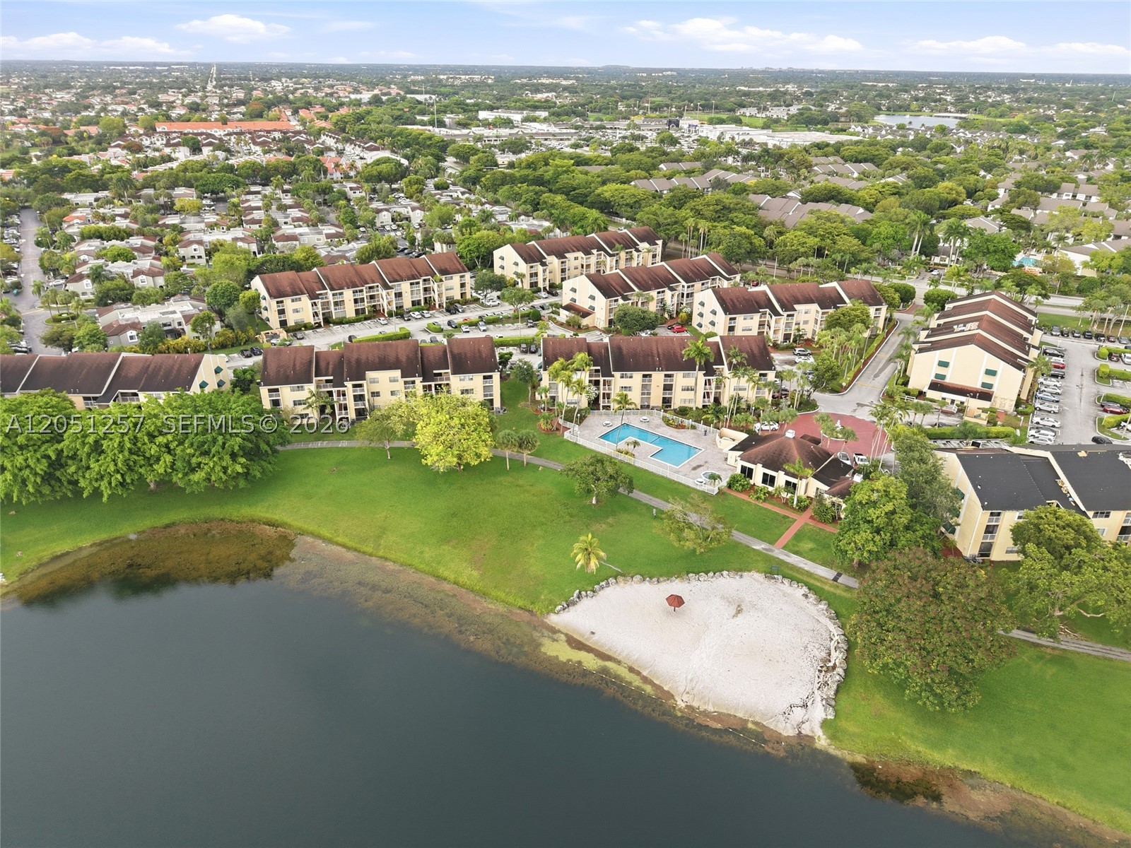 HAMMOCKS TRAILS CONDO - Residential Lease