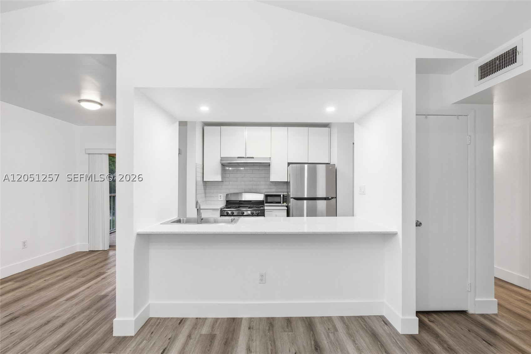 HAMMOCKS TRAILS CONDO - Residential Lease