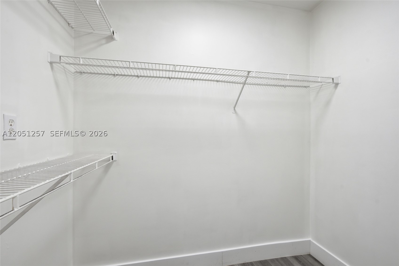 HAMMOCKS TRAILS CONDO - Residential Lease