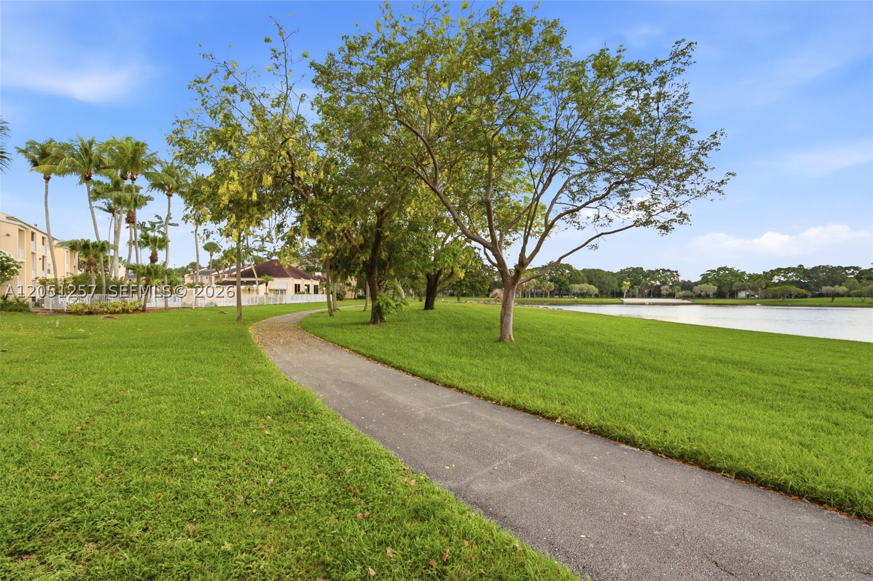 HAMMOCKS TRAILS CONDO - Residential Lease