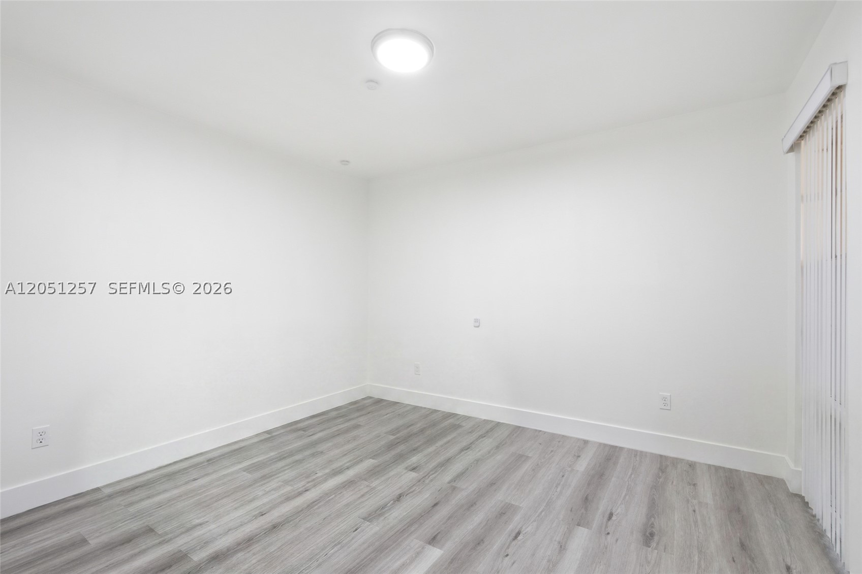 HAMMOCKS TRAILS CONDO - Residential Lease