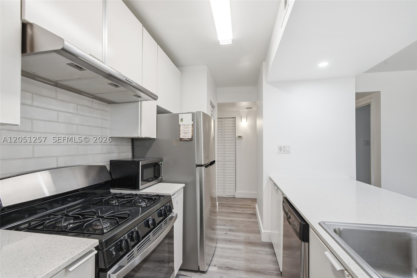 HAMMOCKS TRAILS CONDO - Residential Lease