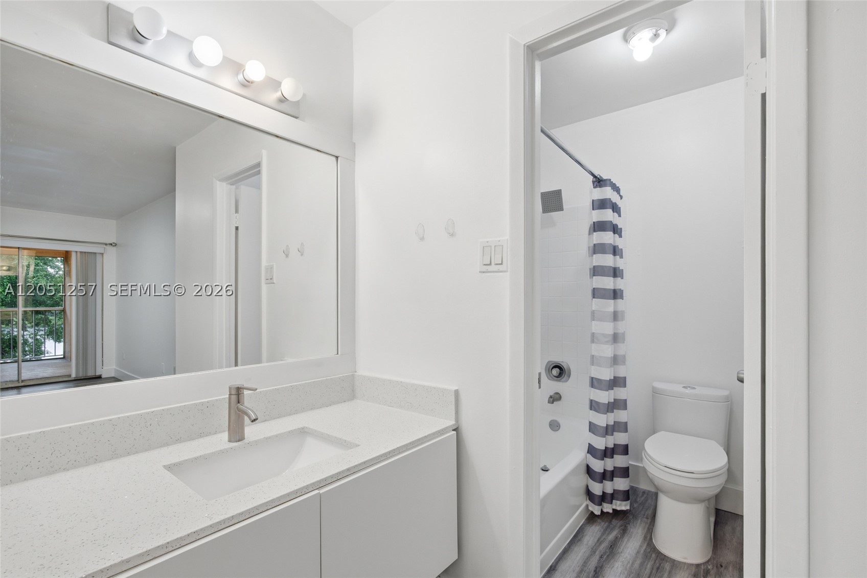 HAMMOCKS TRAILS CONDO - Residential Lease