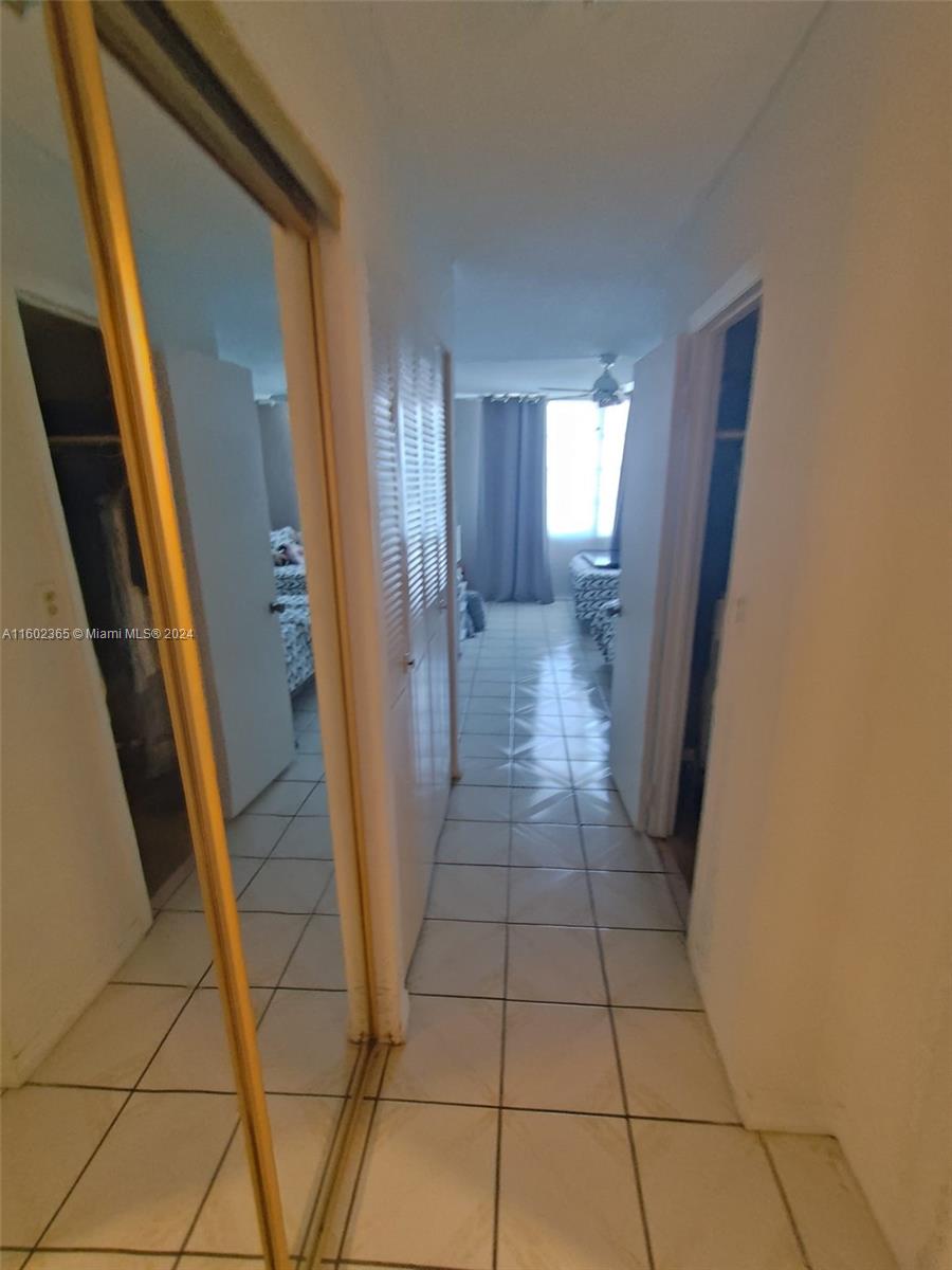 COMMODORE PLAZA CONDO - Residential