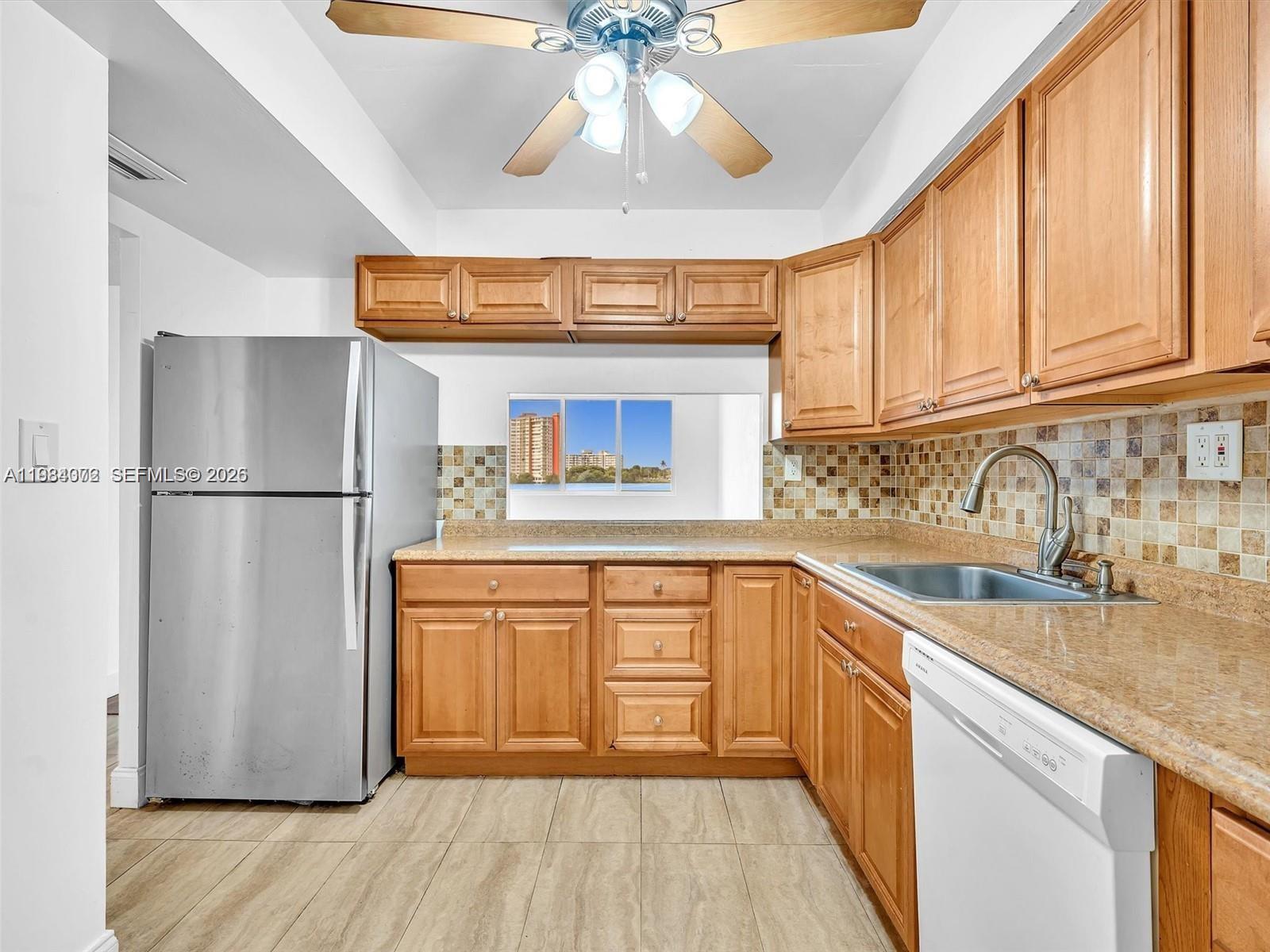 RIVIERA CONDOMINIUM APTS - Residential
