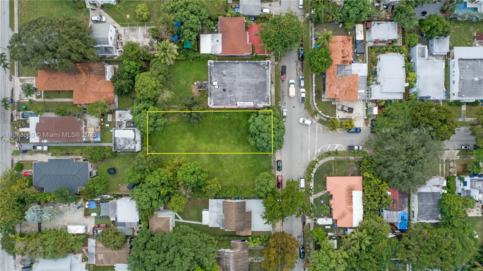 AVACADO PARK - Land