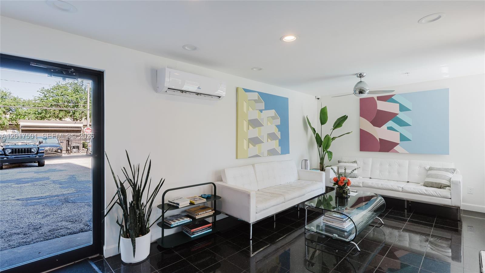 BAYSHORE TERRACE CONDO - Residential