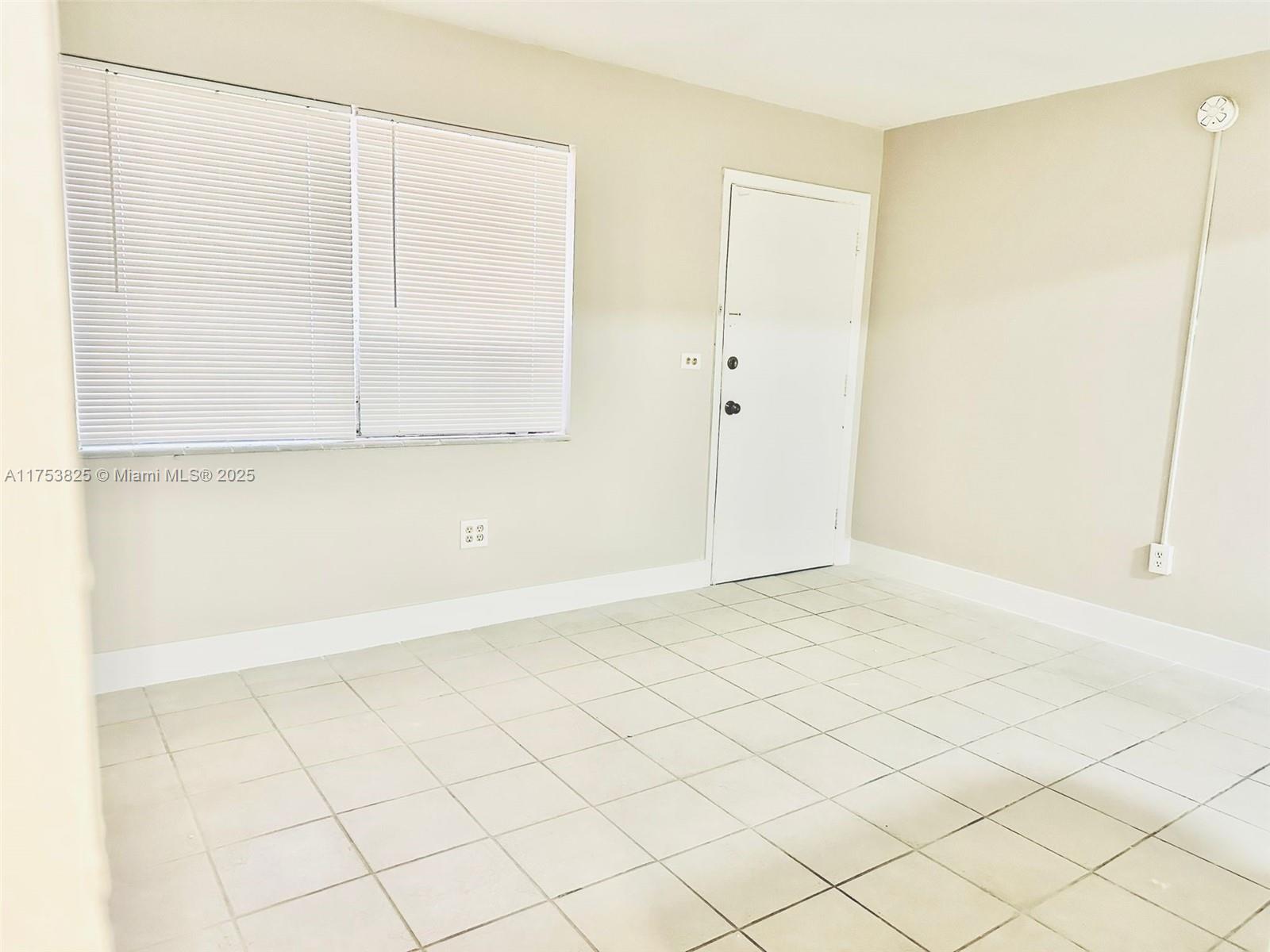 CENTRAL PARK - Residential Lease
