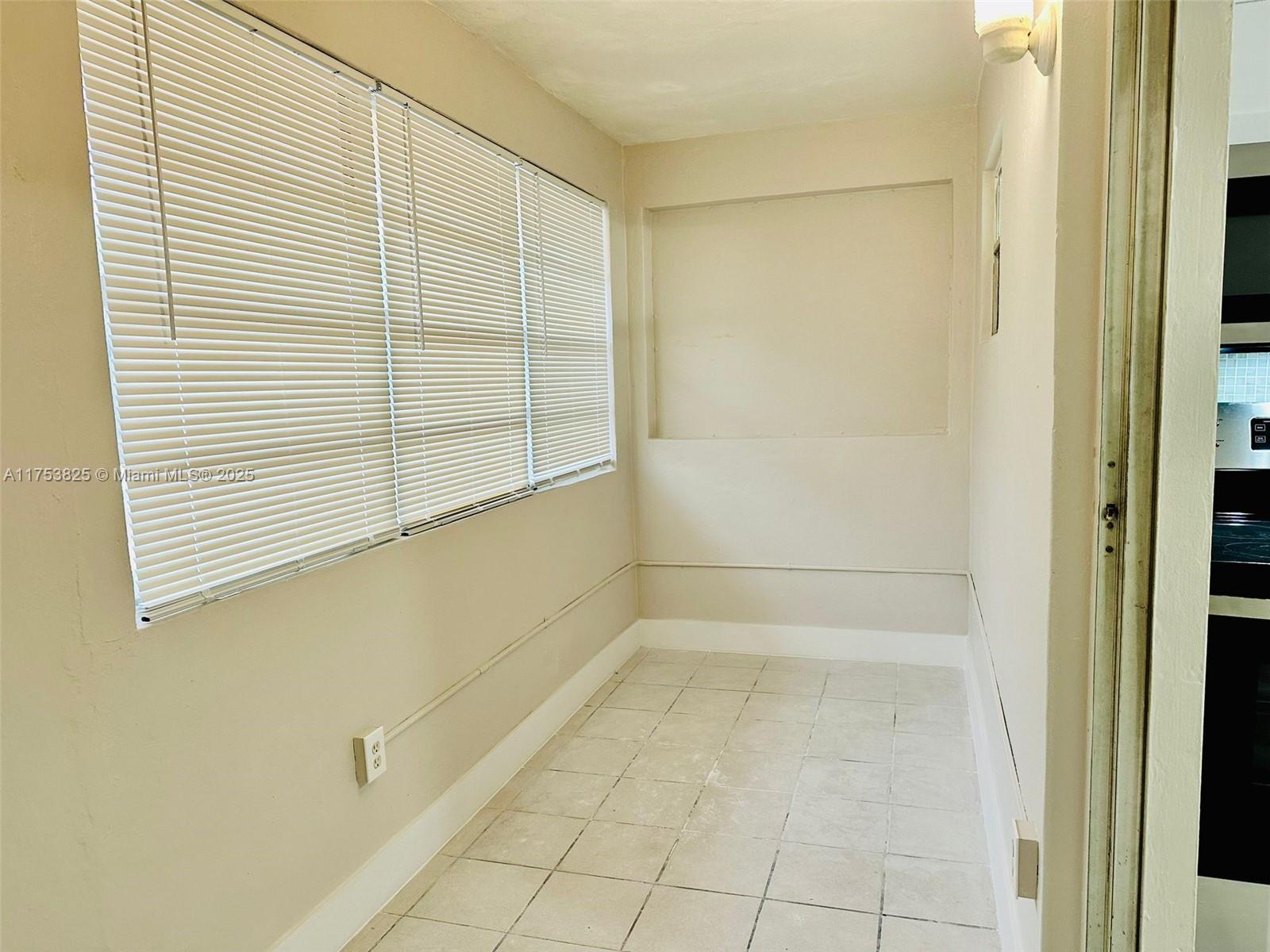 CENTRAL PARK - Residential Lease
