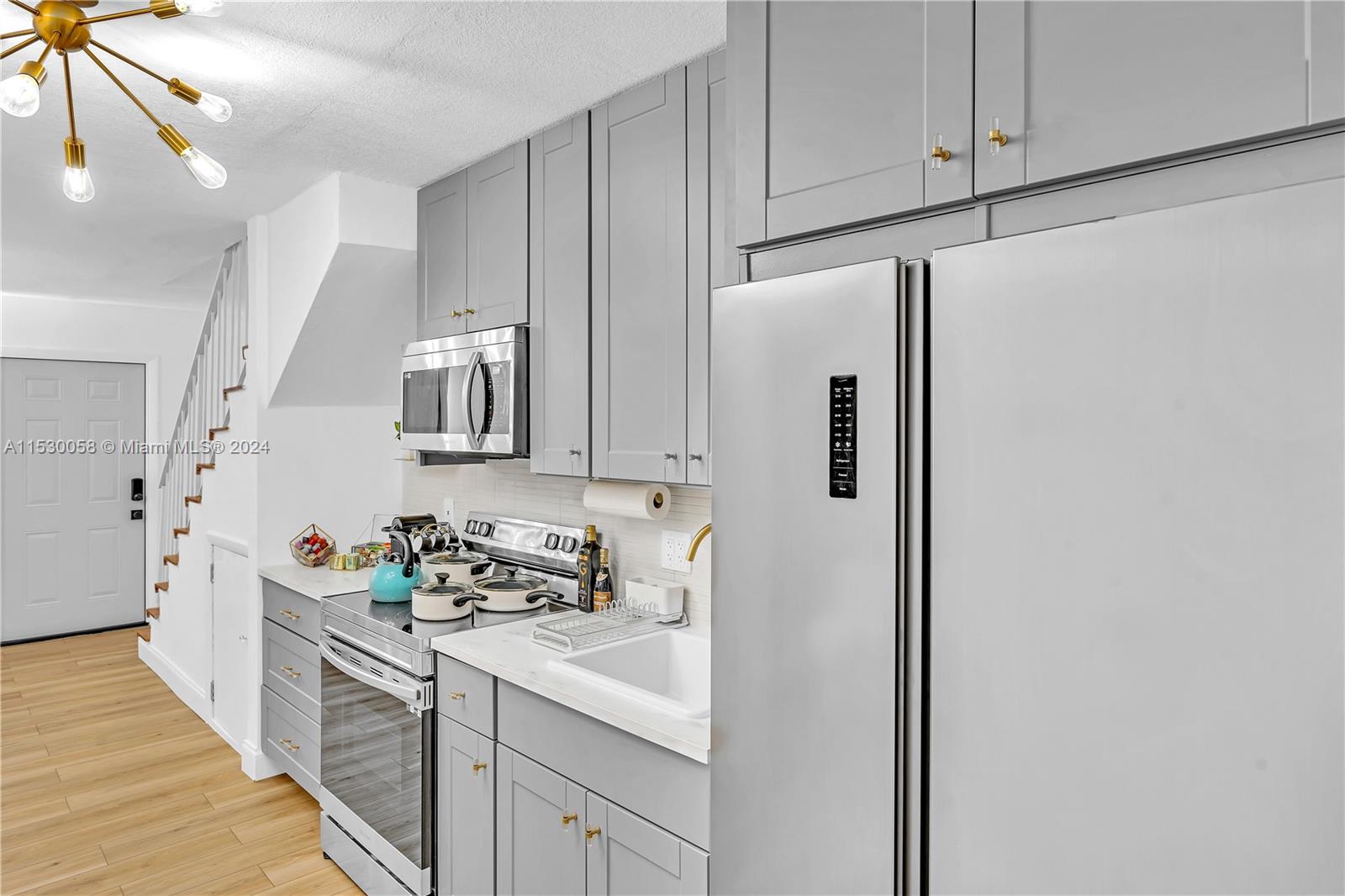 815 CONDO - Residential Lease