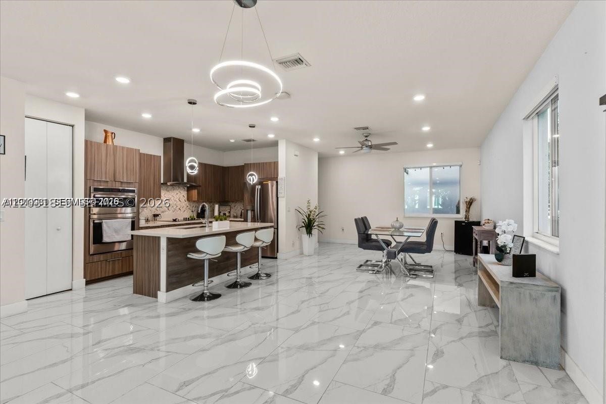 LANDMARK AT DORAL CENTRAL - Residential Lease