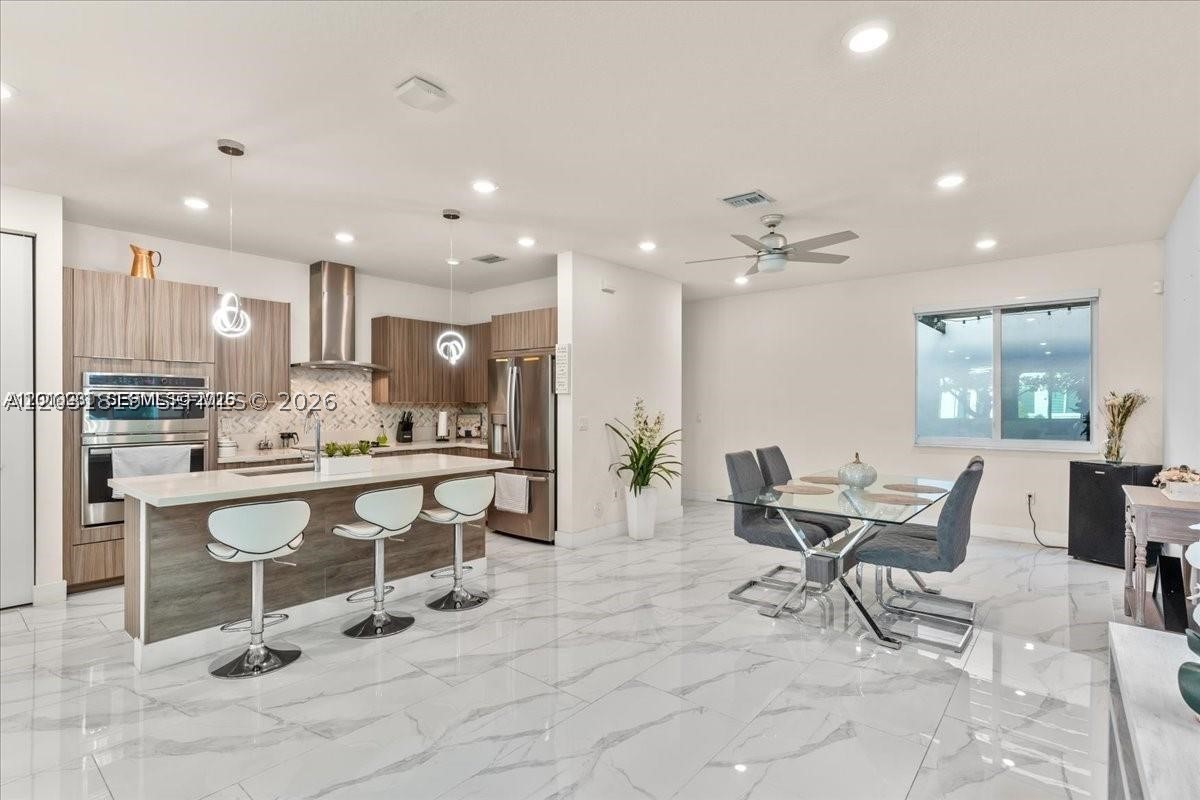 LANDMARK AT DORAL CENTRAL - Residential Lease