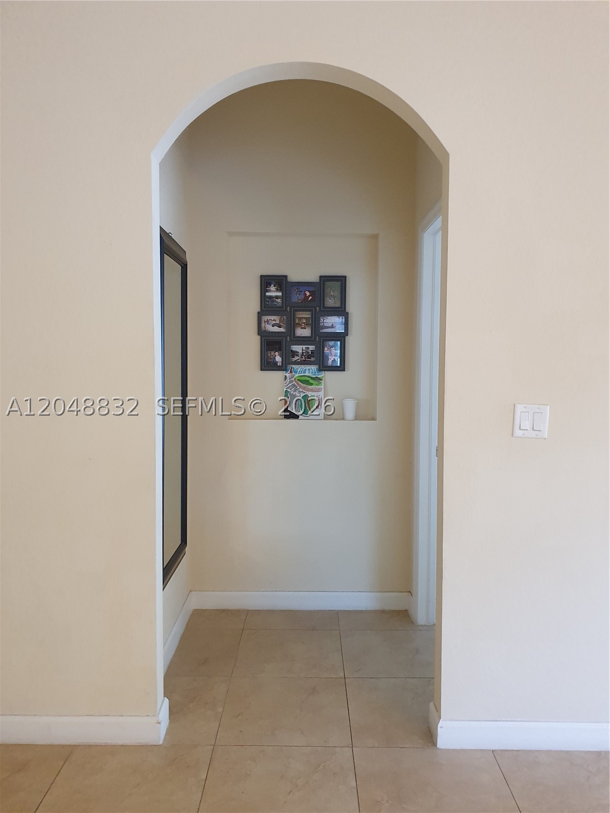 KENDALL COMMONS RESIDENTI - Residential Lease