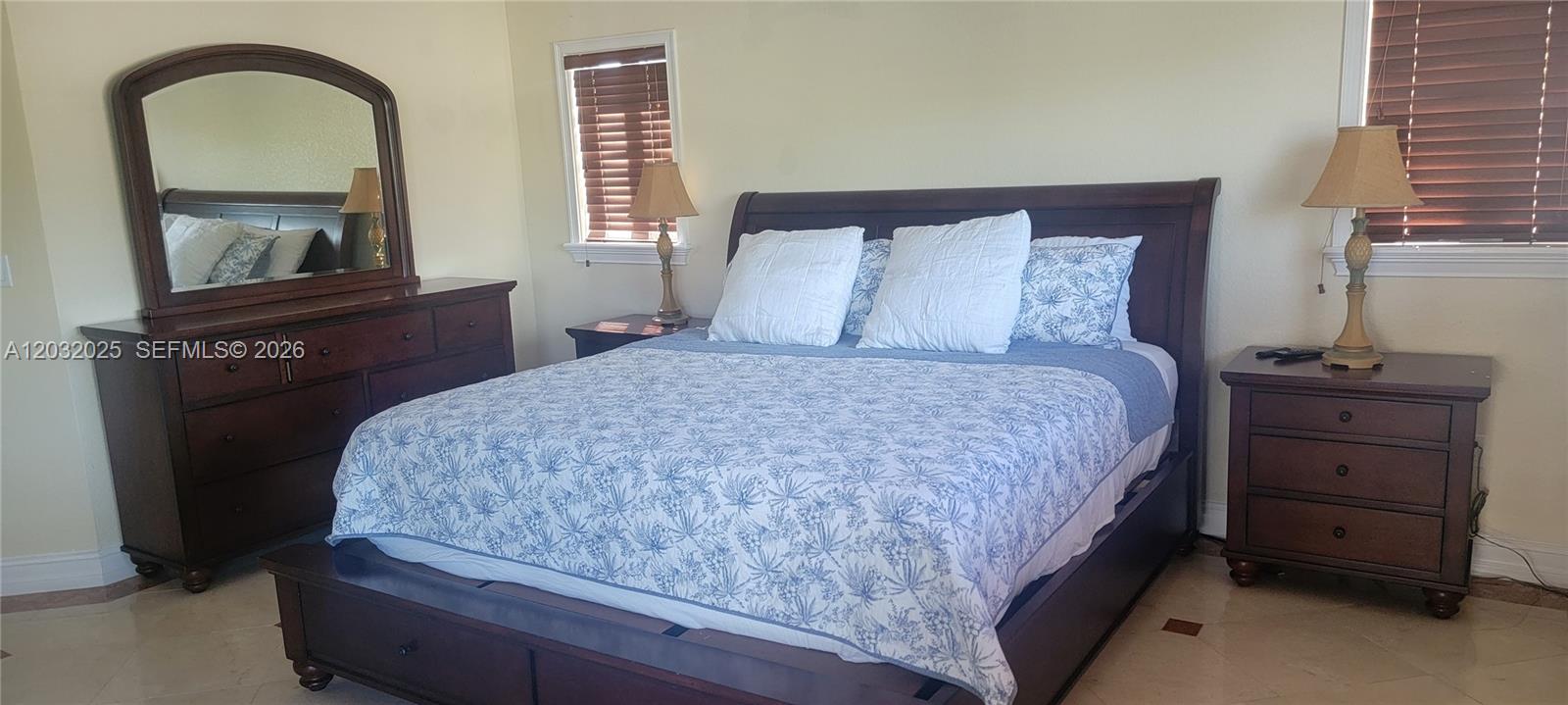 PORT ANTIGUA PLAT NO 2 - Residential Lease
