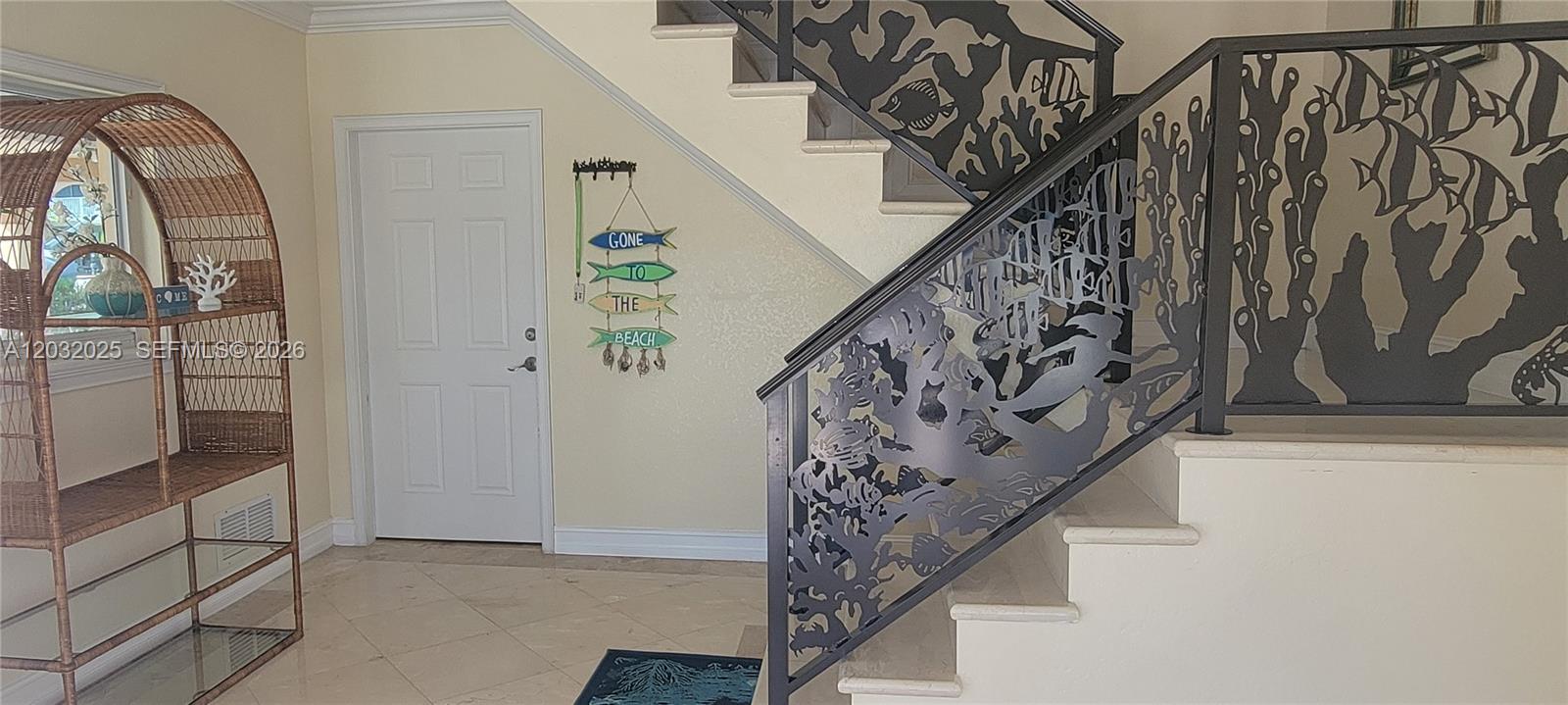 PORT ANTIGUA PLAT NO 2 - Residential Lease