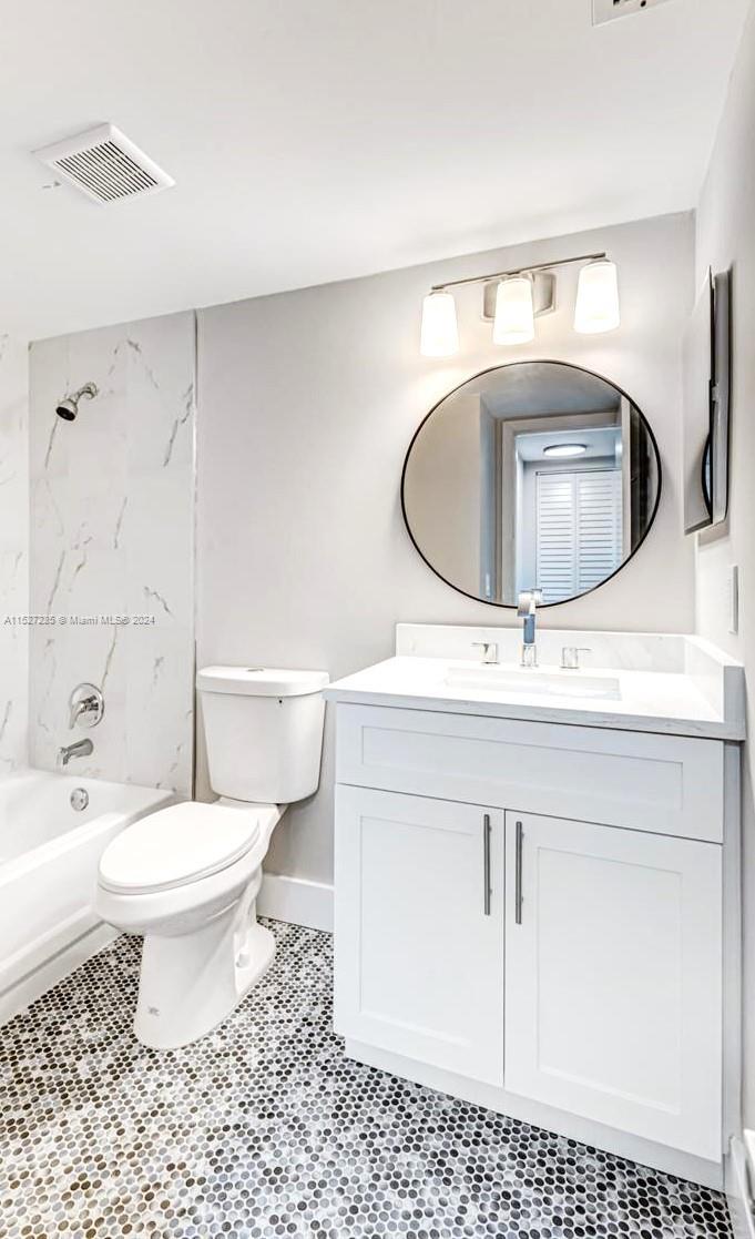 PINE RIDGE AT HAVERHILL C - Residential Lease