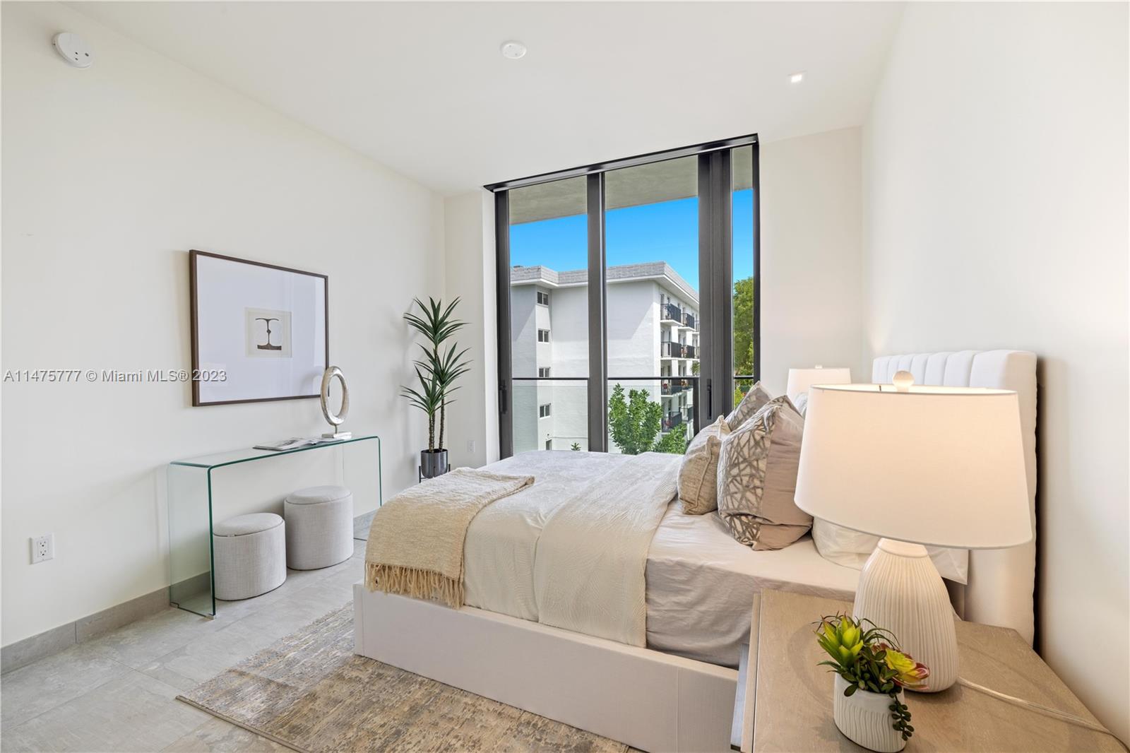BRICKELLS FLAGLER - Residential Lease