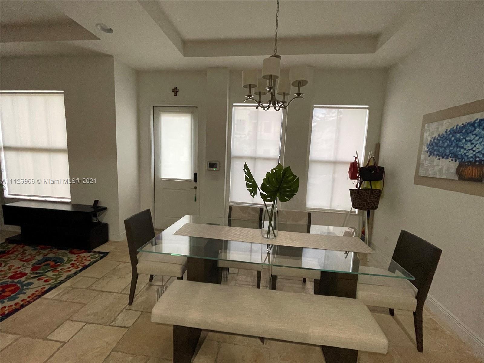 DOWNTOWN DORAL DUTCHER - Residential Lease