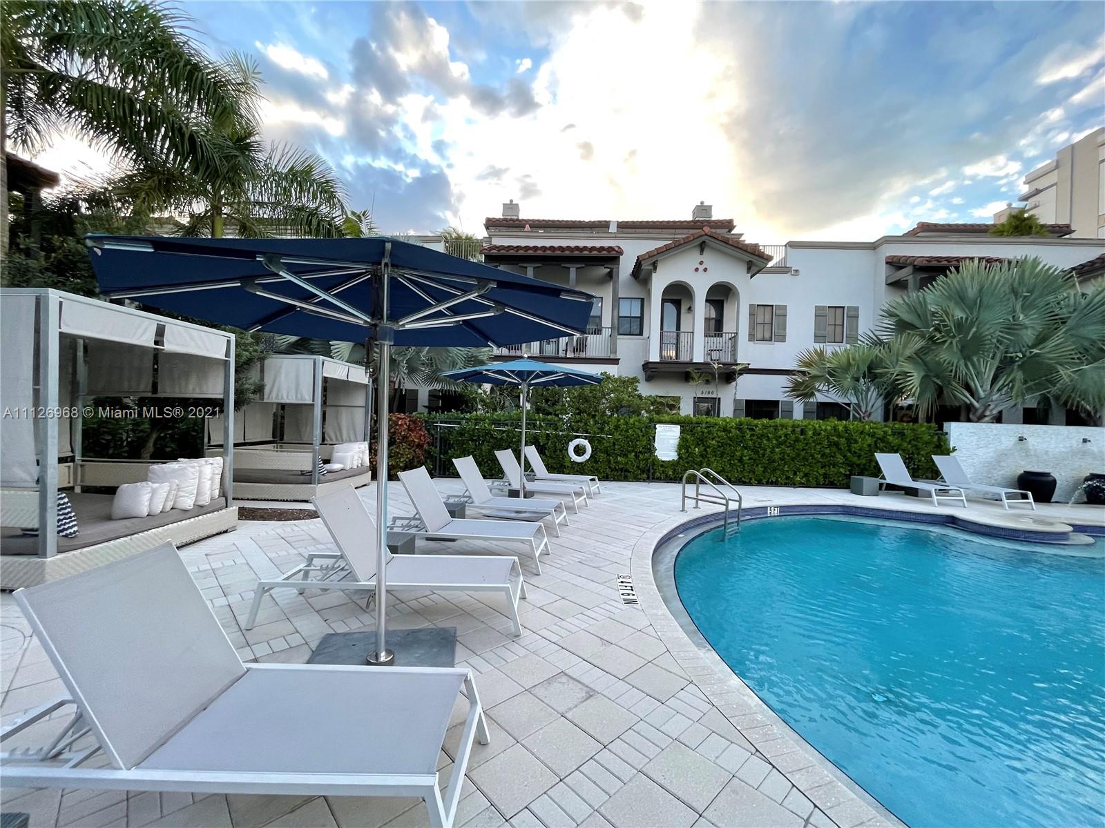 DOWNTOWN DORAL DUTCHER - Residential Lease