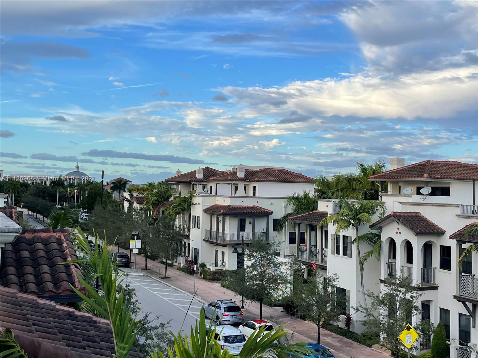 DOWNTOWN DORAL DUTCHER - Residential Lease