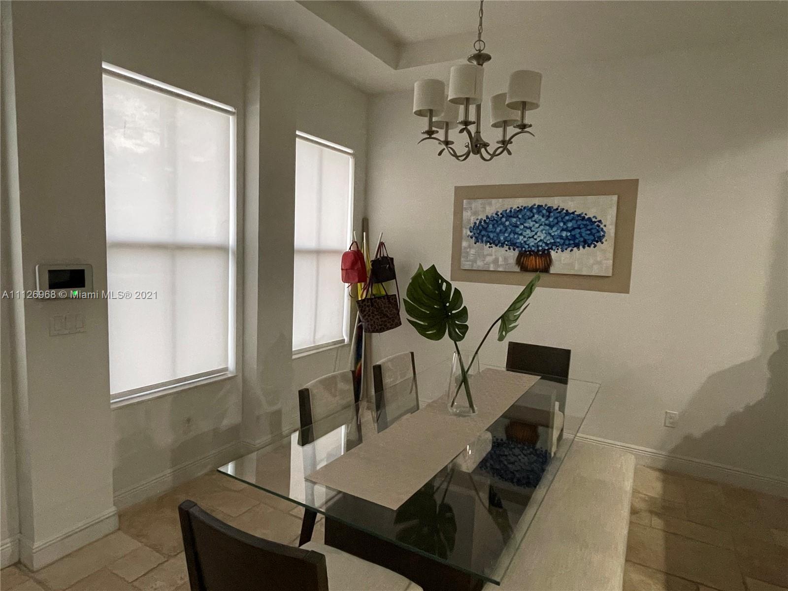 DOWNTOWN DORAL DUTCHER - Residential Lease