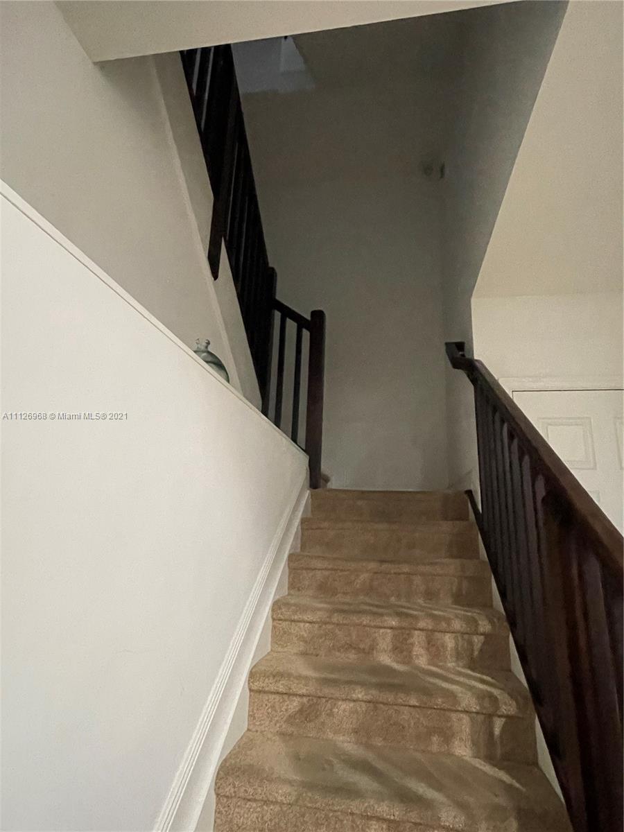 DOWNTOWN DORAL DUTCHER - Residential Lease